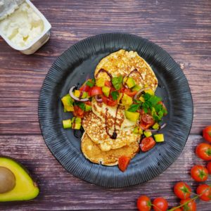 Read more about the article High Protein Pancakes mit Avocado Salsa